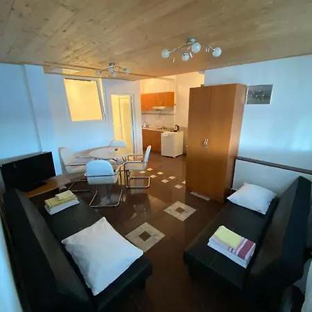 Blue Wave Guest house