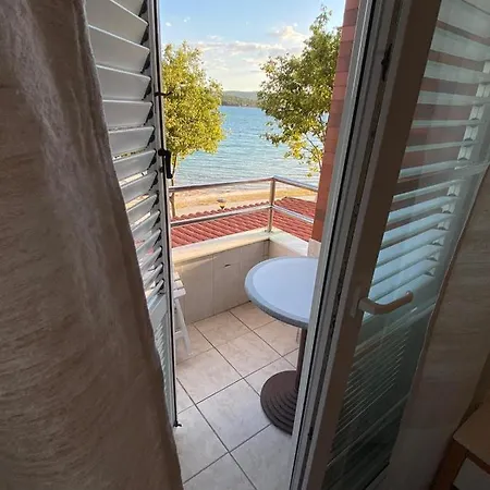 Blue Wave Guest house